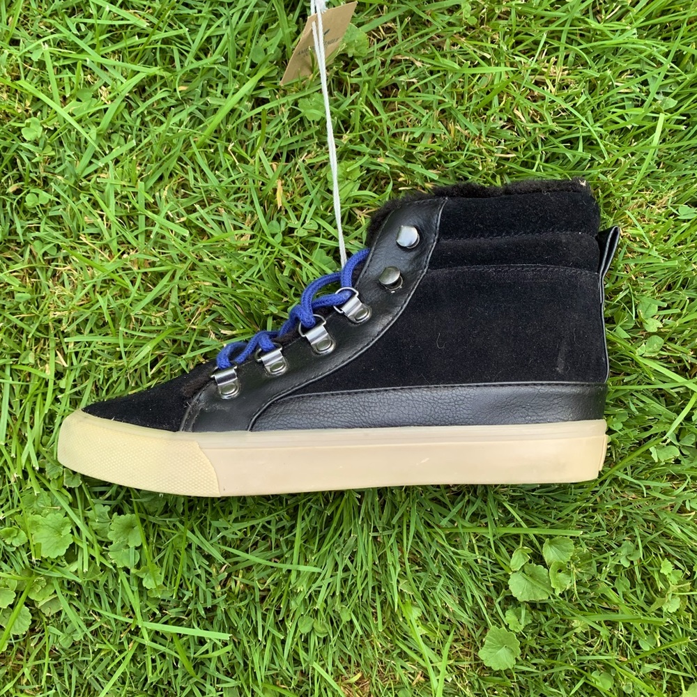 American Eagle van style sneaker black/blue